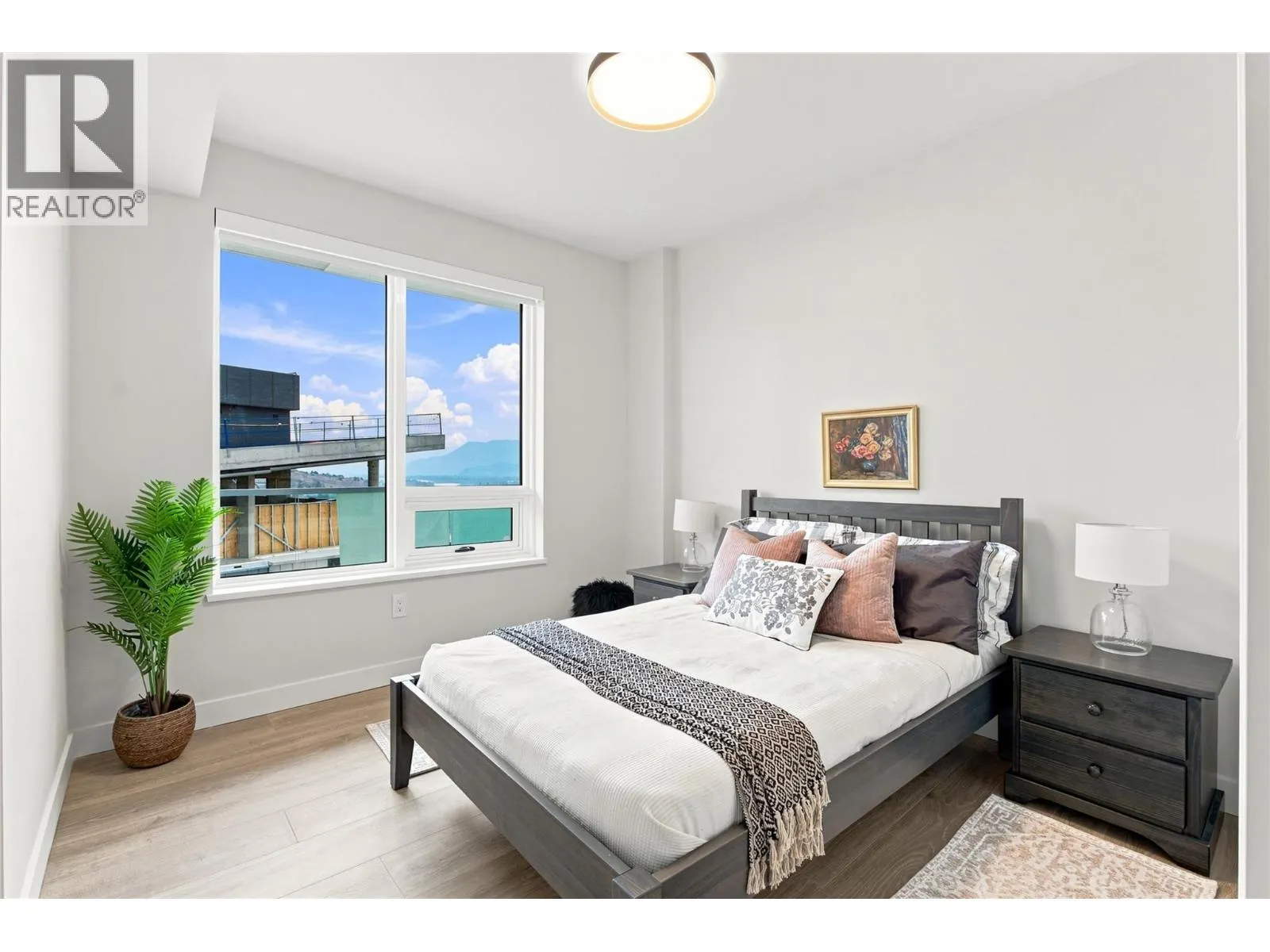 460 Nicola Street Unit# 2005