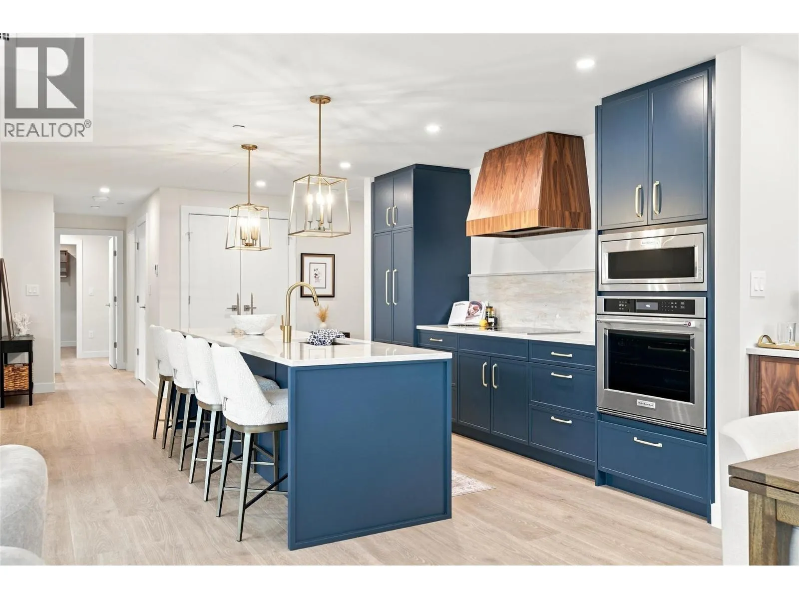 460 Nicola Street Unit# 2005