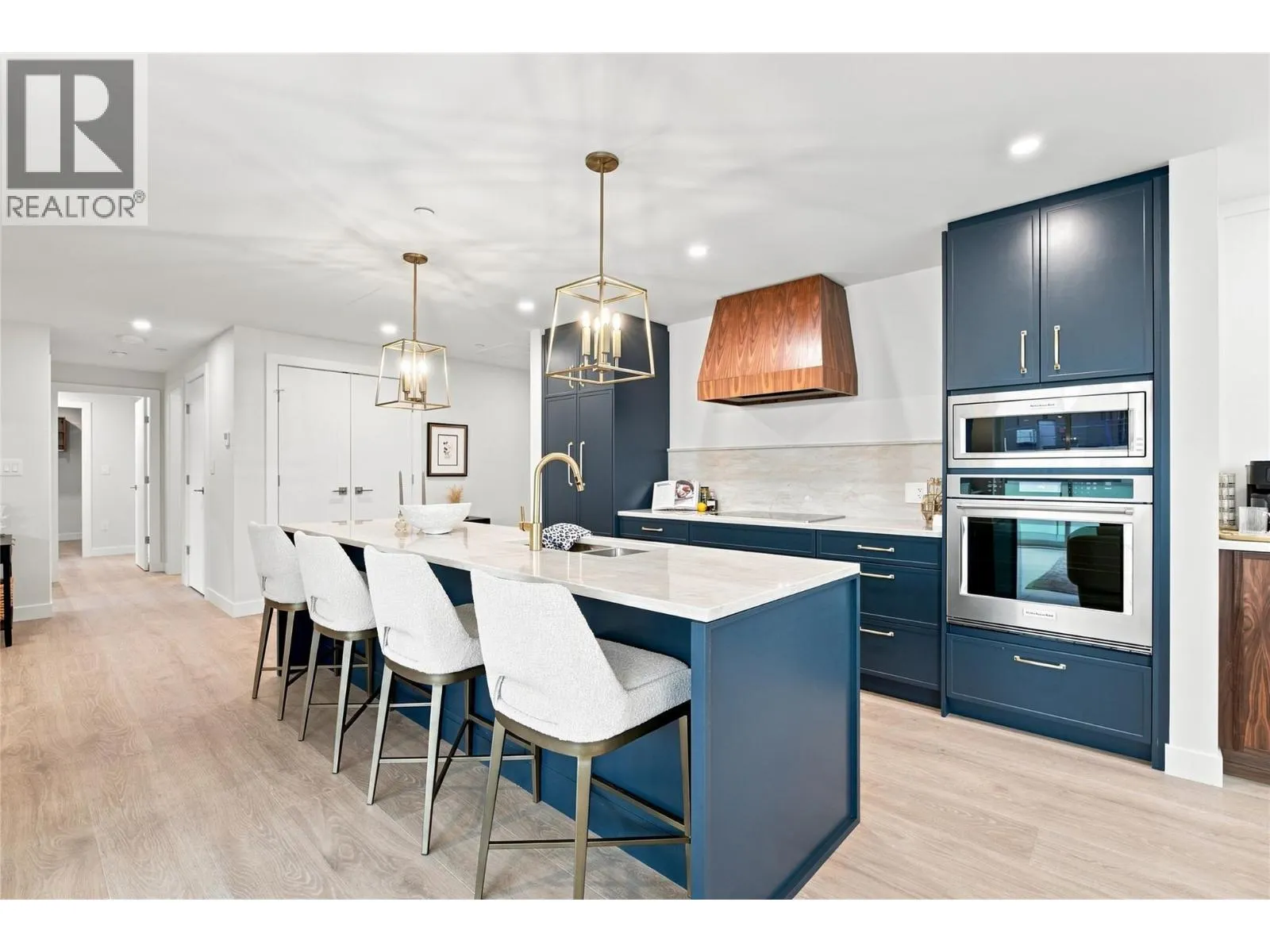 460 Nicola Street Unit# 2005