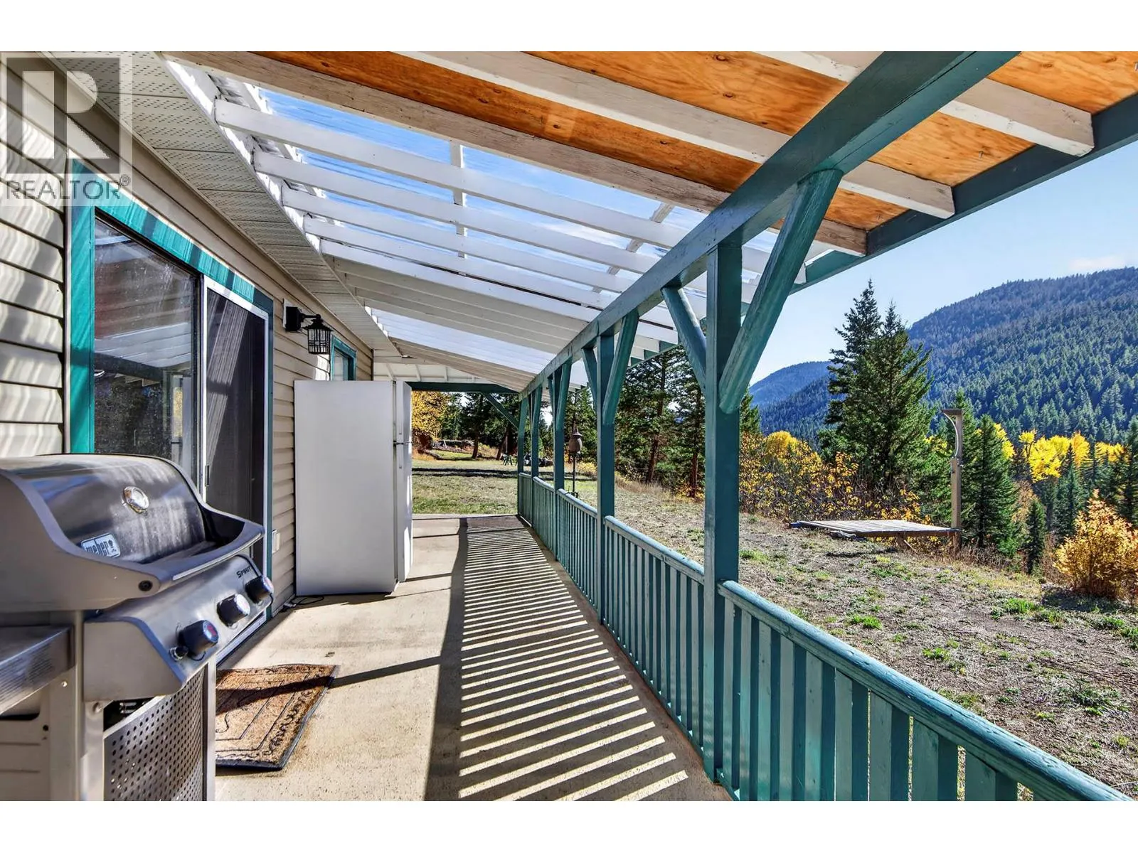 9524 Tranquille Criss Creek Road