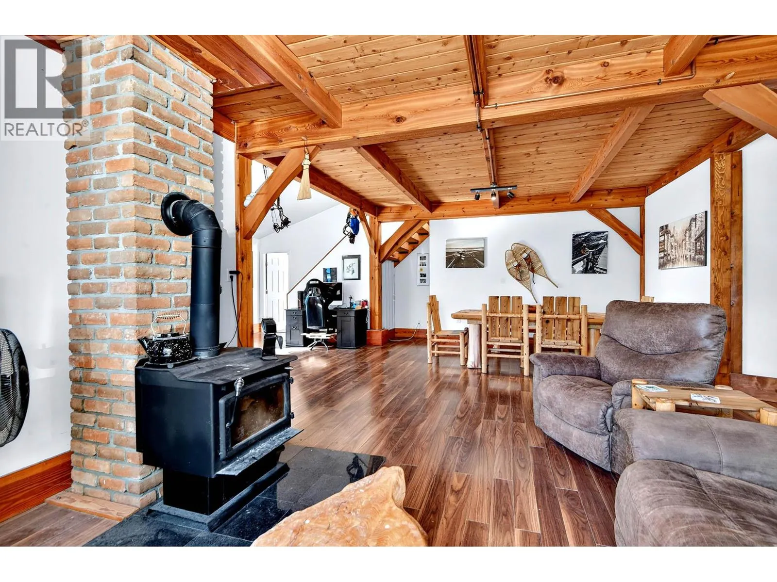 9524 Tranquille Criss Creek Road