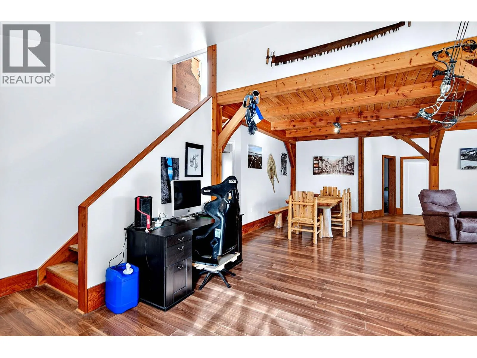 9524 Tranquille Criss Creek Road
