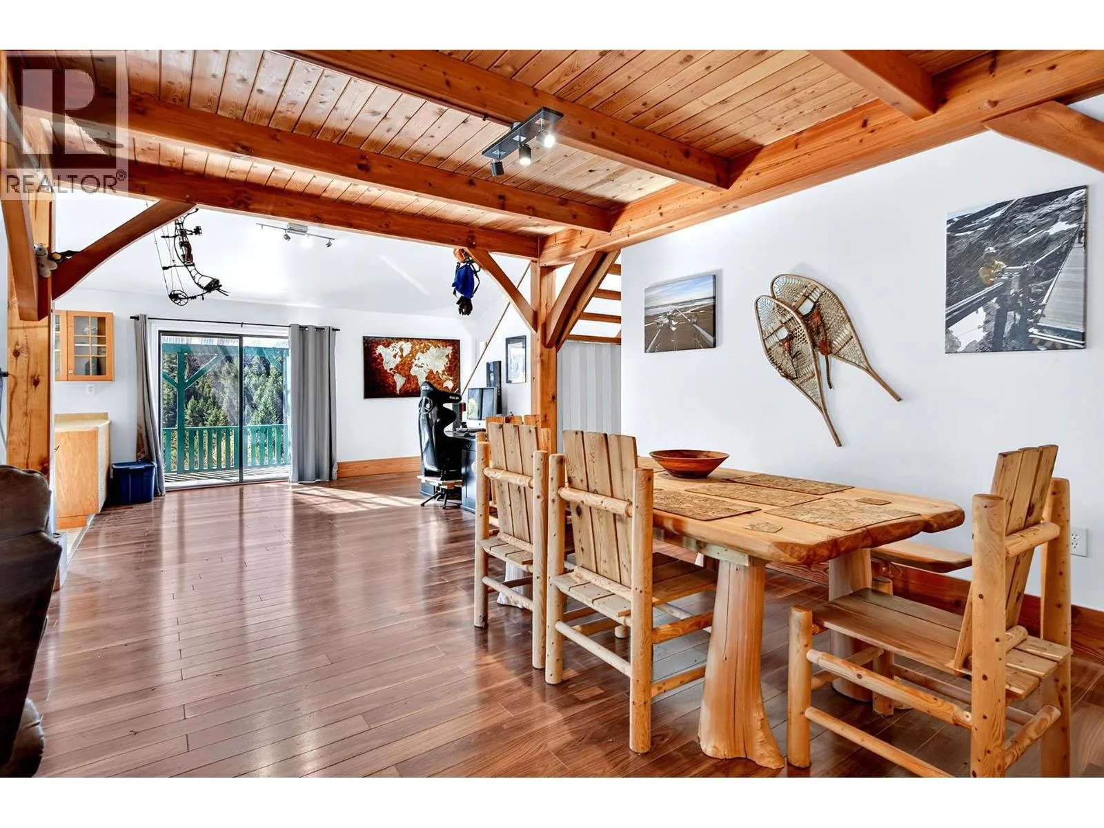 9524 Tranquille Criss Creek Road