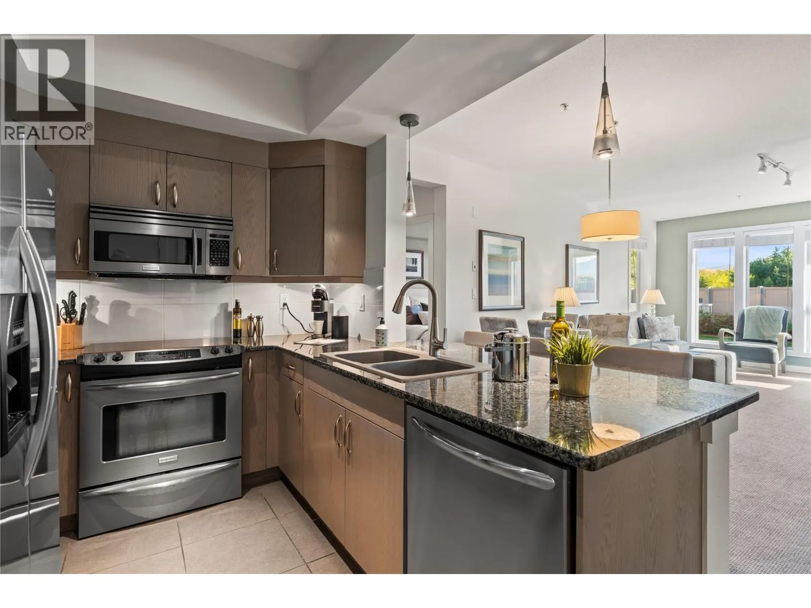 7343 Okanagan Landing Road Unit# 1132