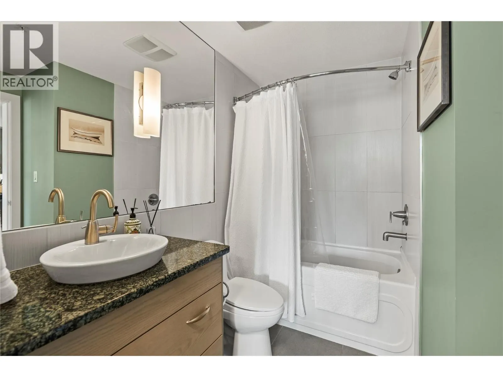 7343 Okanagan Landing Road Unit# 1132
