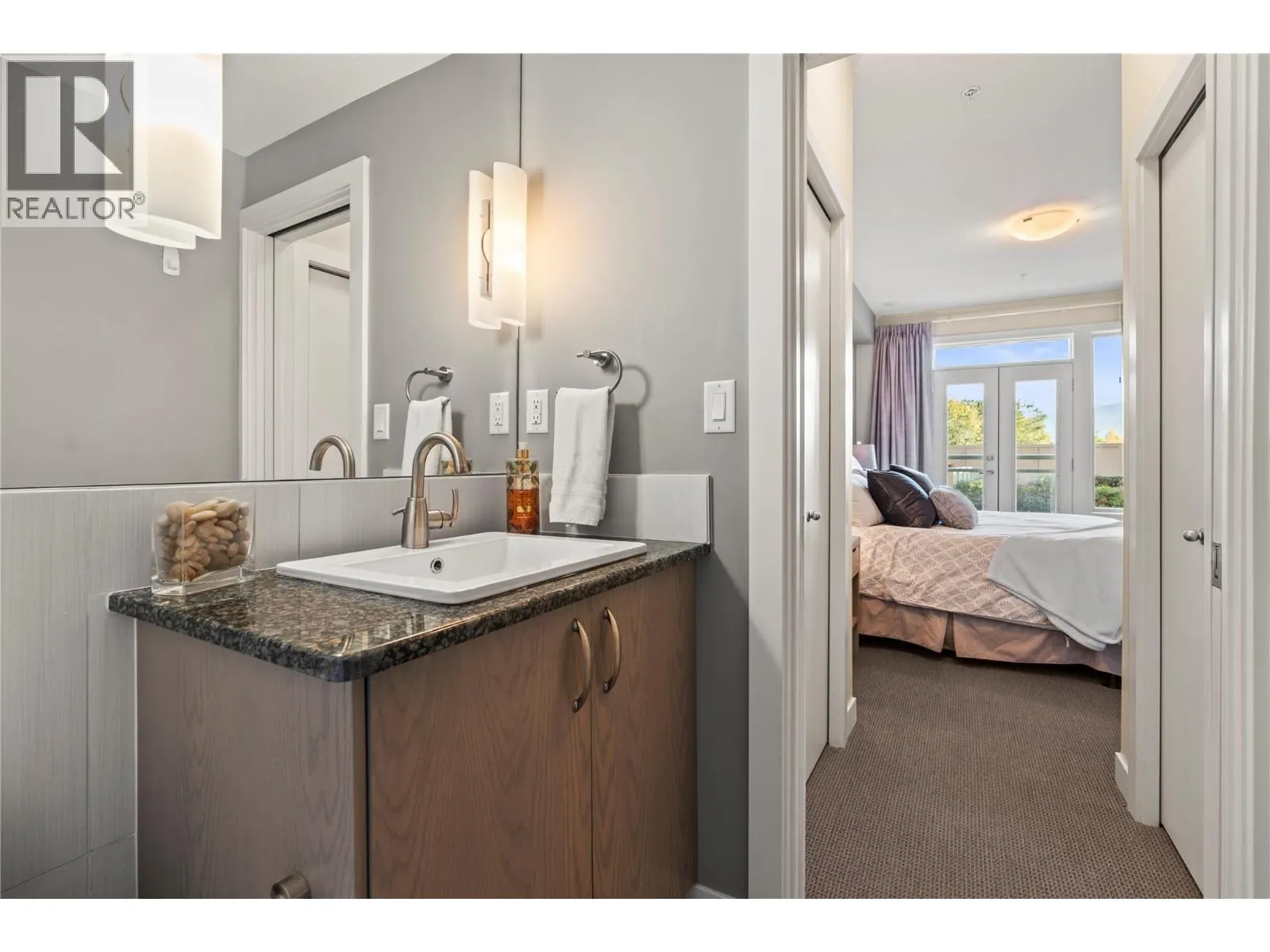 7343 Okanagan Landing Road Unit# 1132