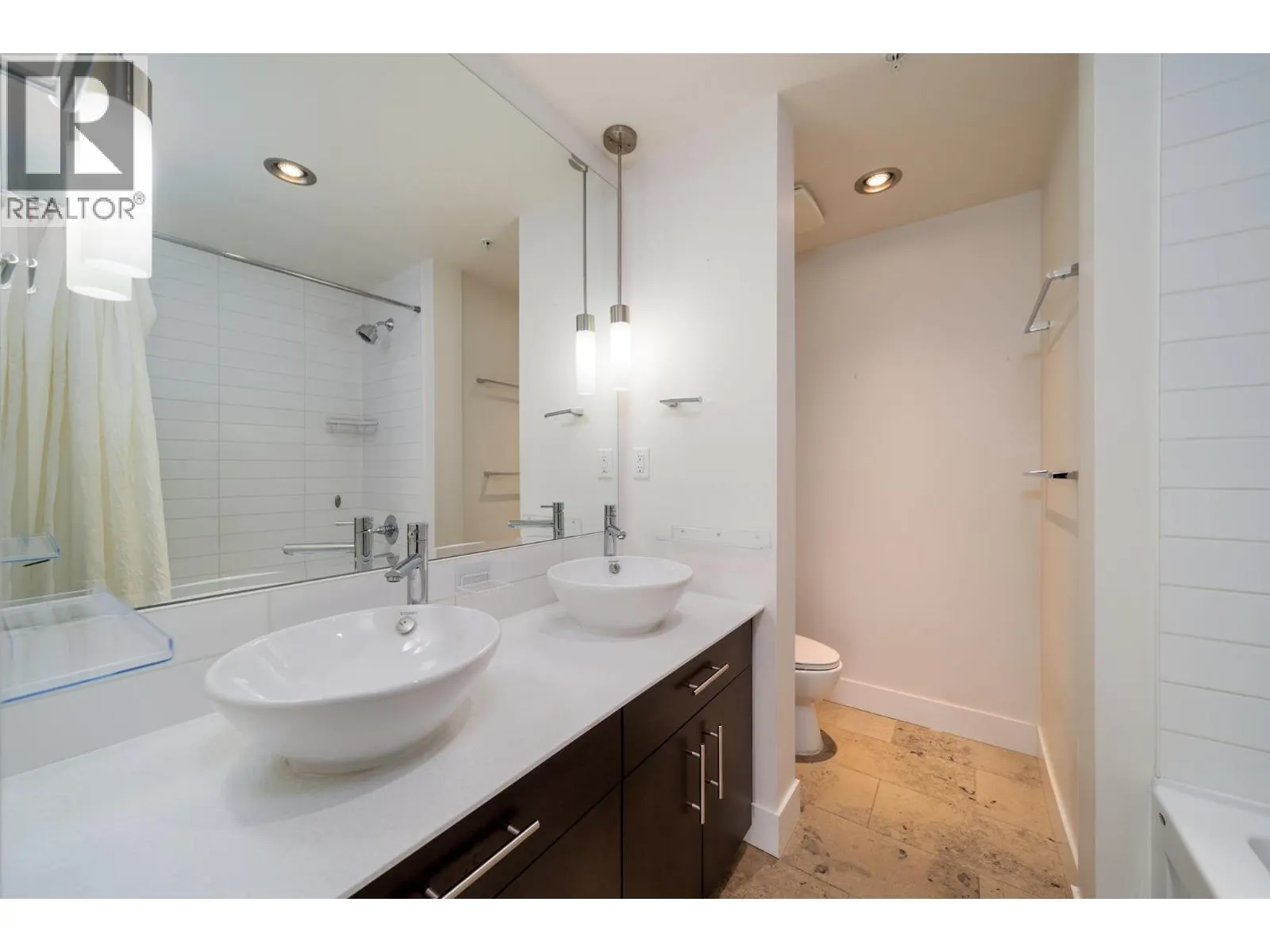 2040 Springfield Road Unit# 1005
