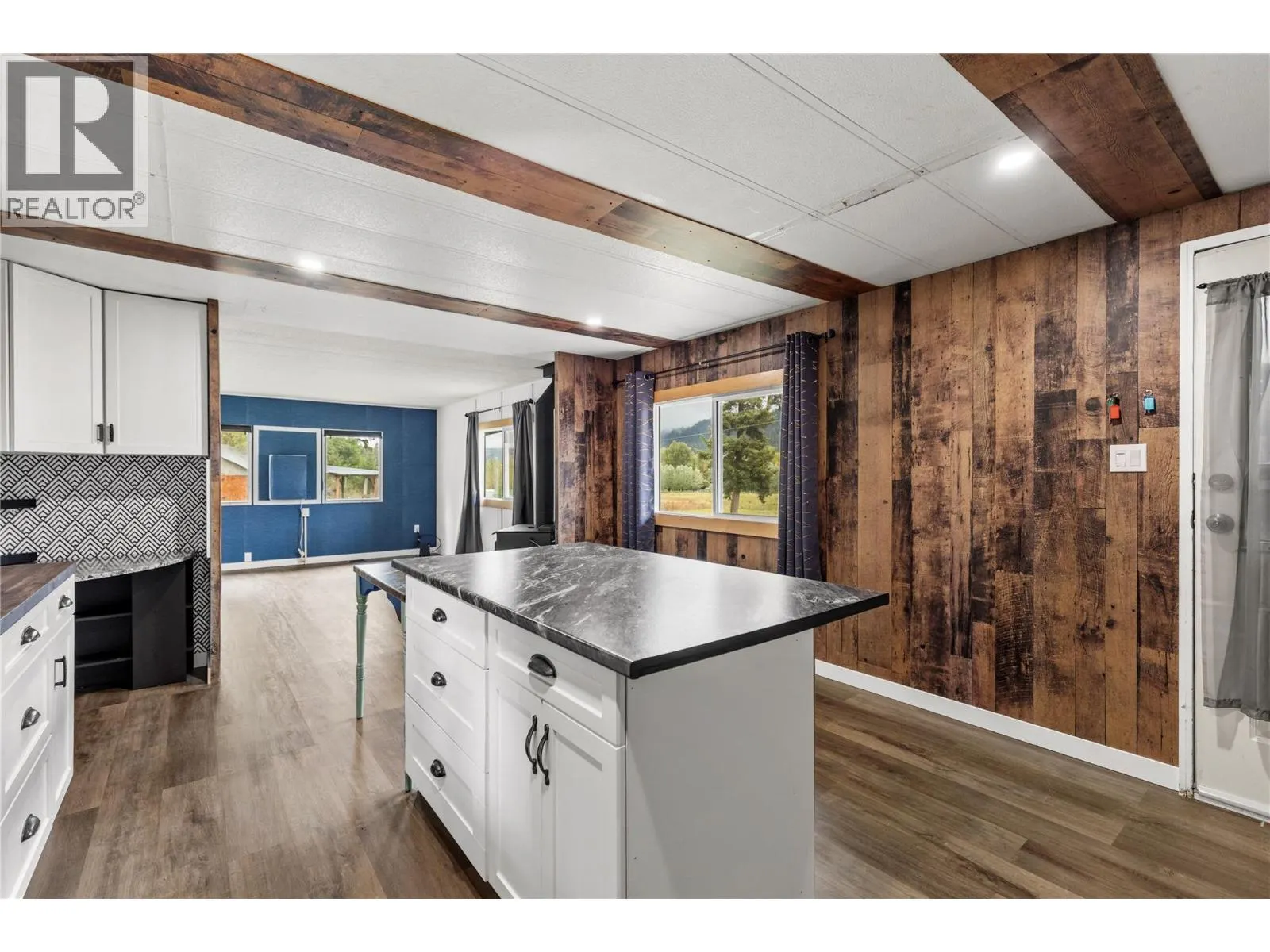 4101 DIXON CREEK Road