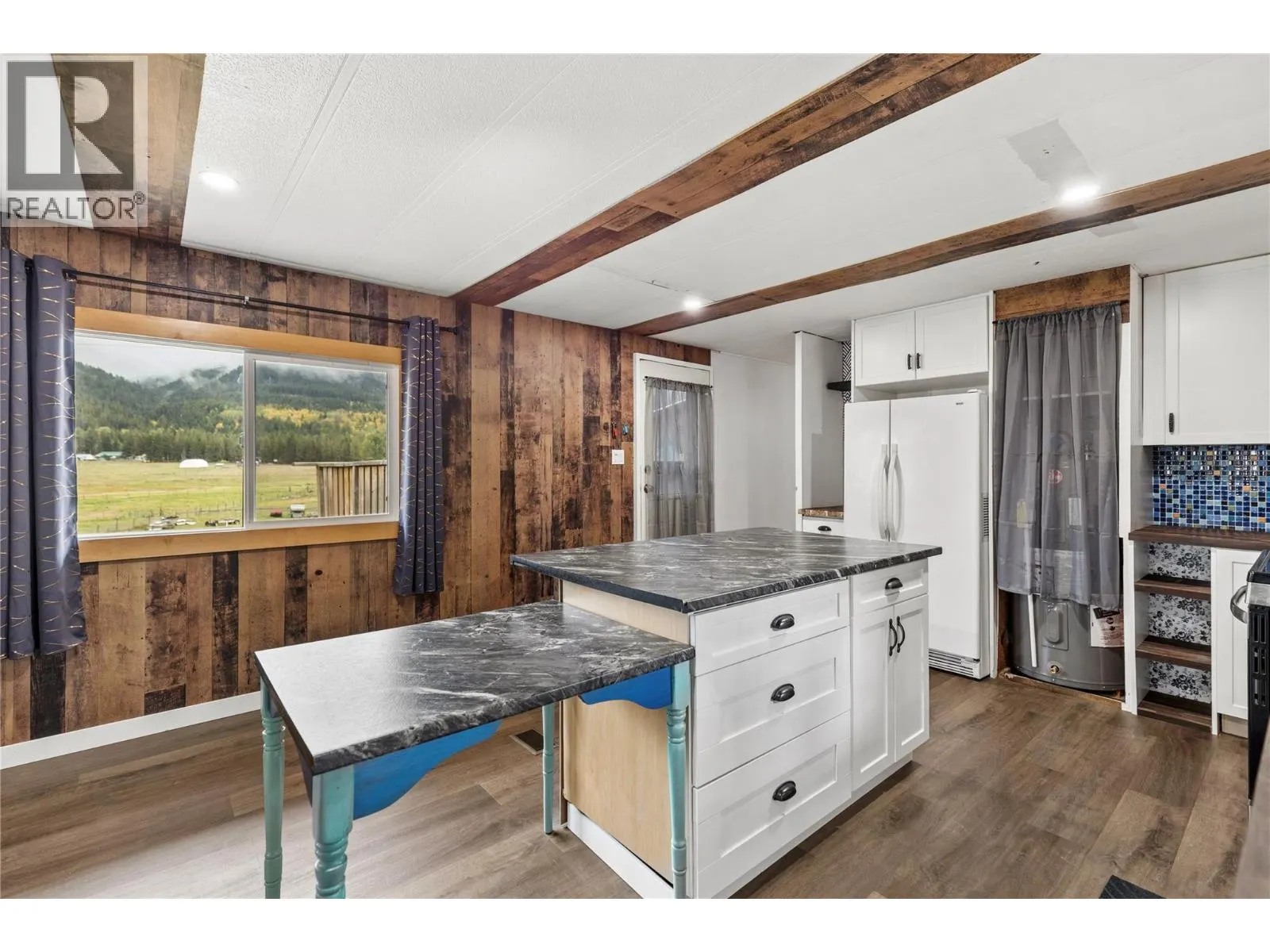 4101 DIXON CREEK Road