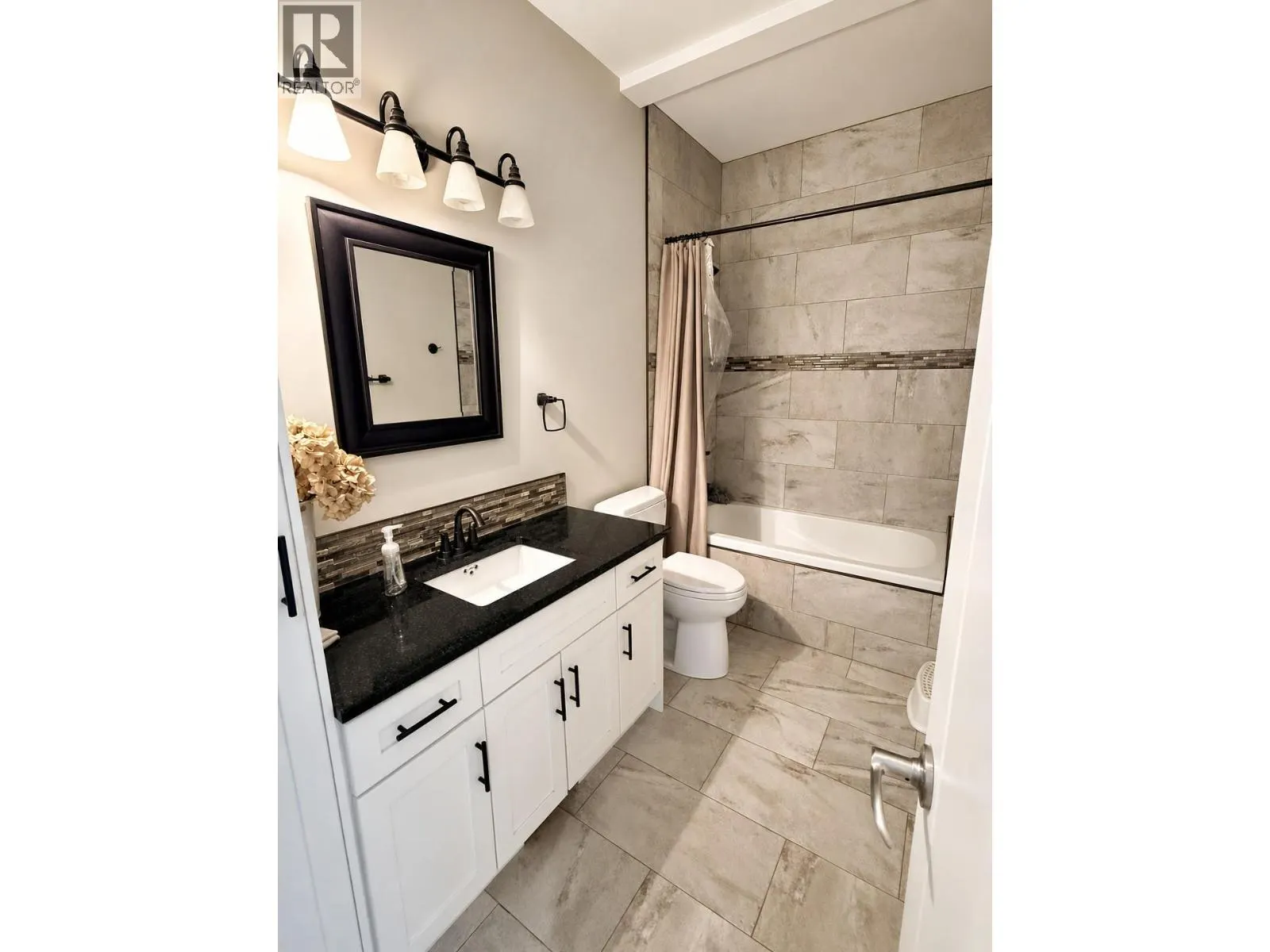 1511 Mount Royal Ridge