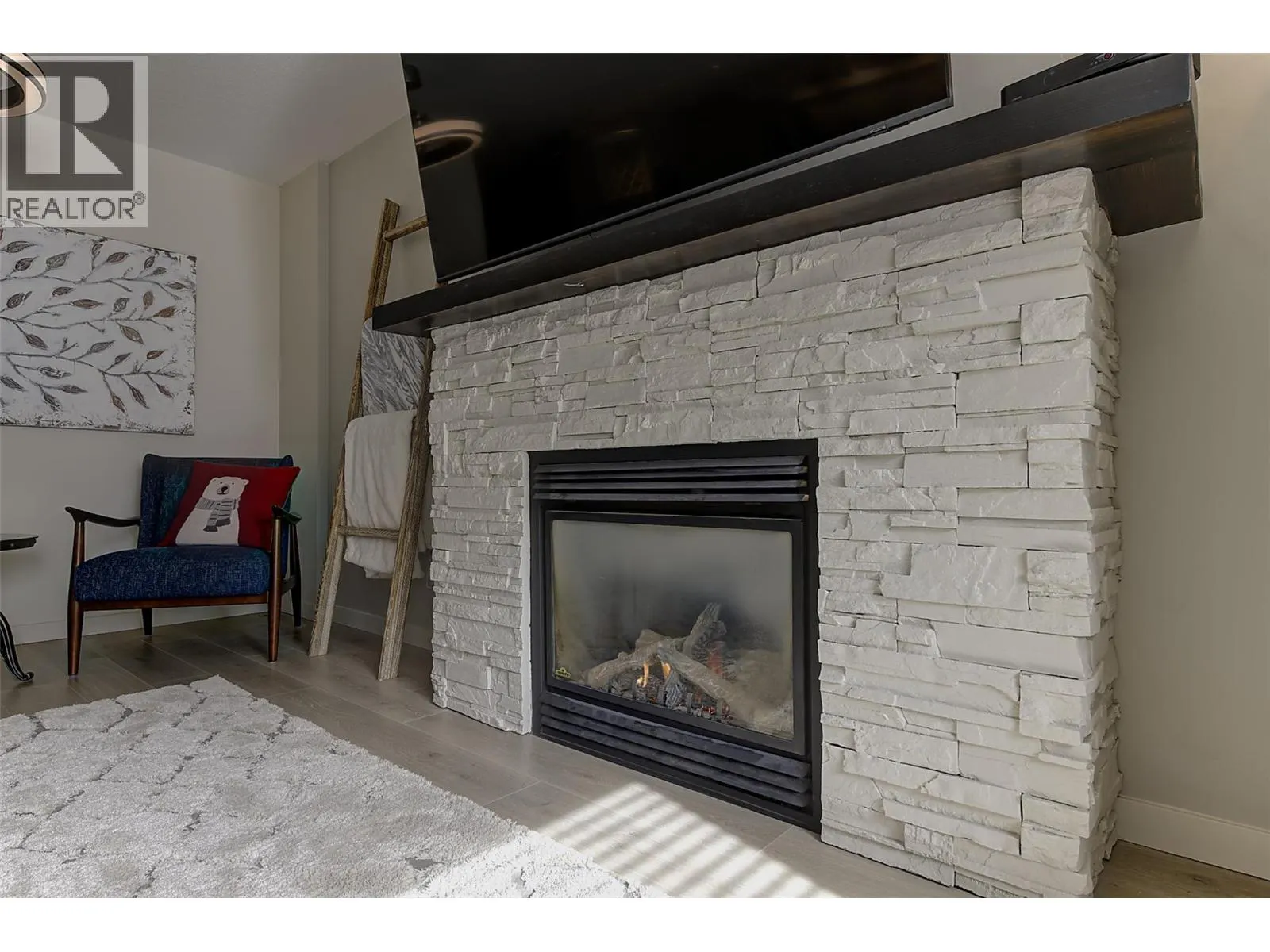 5350 Big White Road Unit# 14
