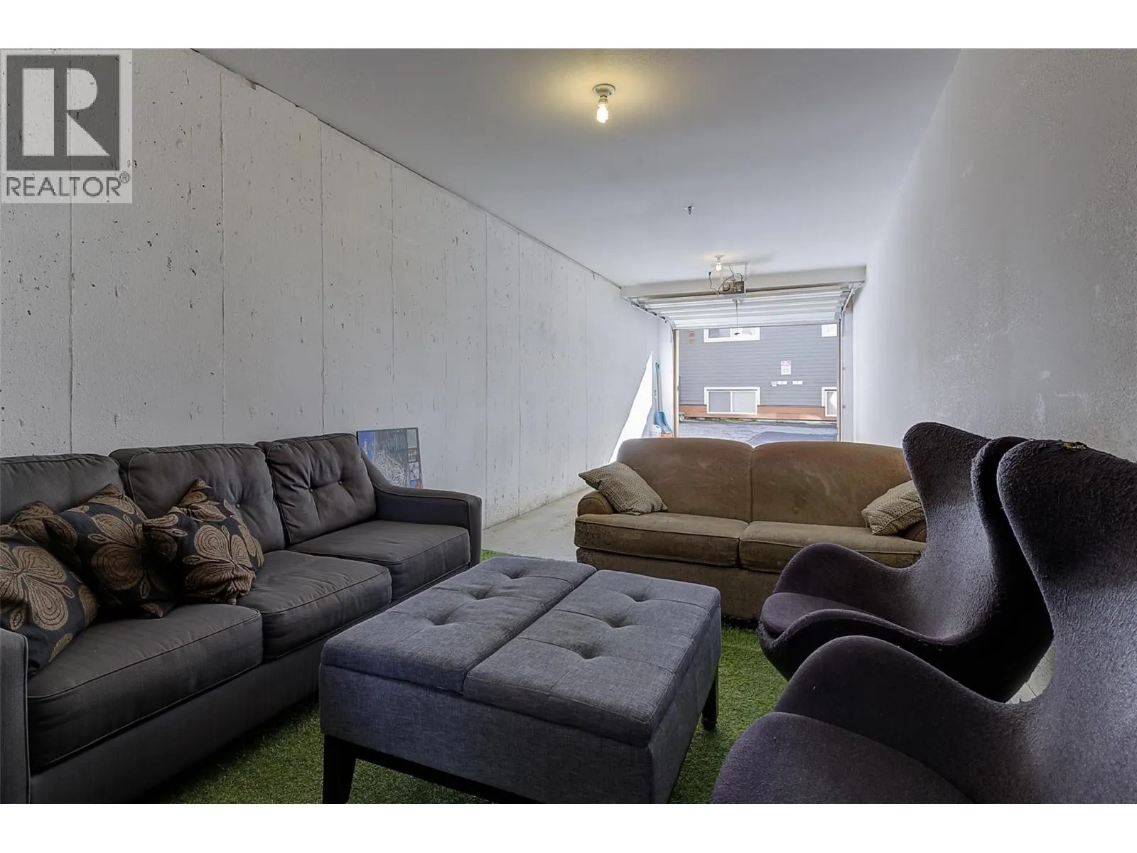 5350 Big White Road Unit# 14