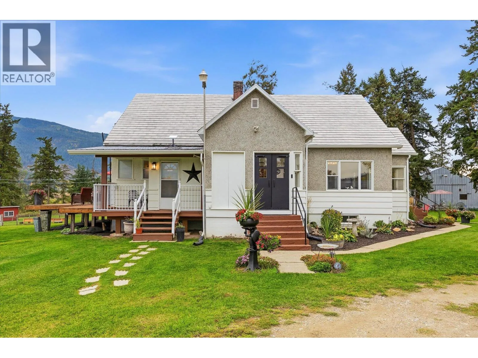 4652 Highway 97A