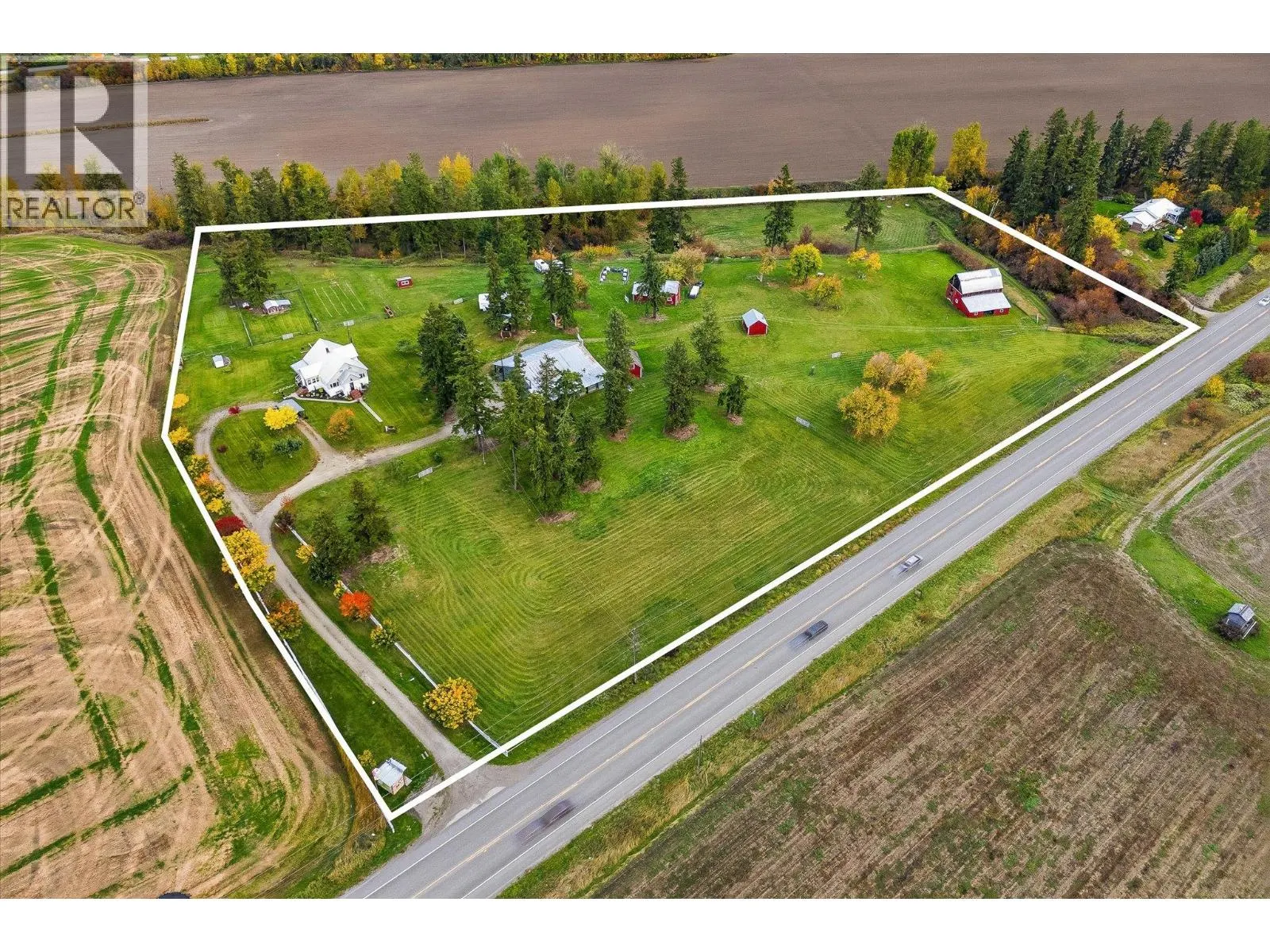 4652 Highway 97A