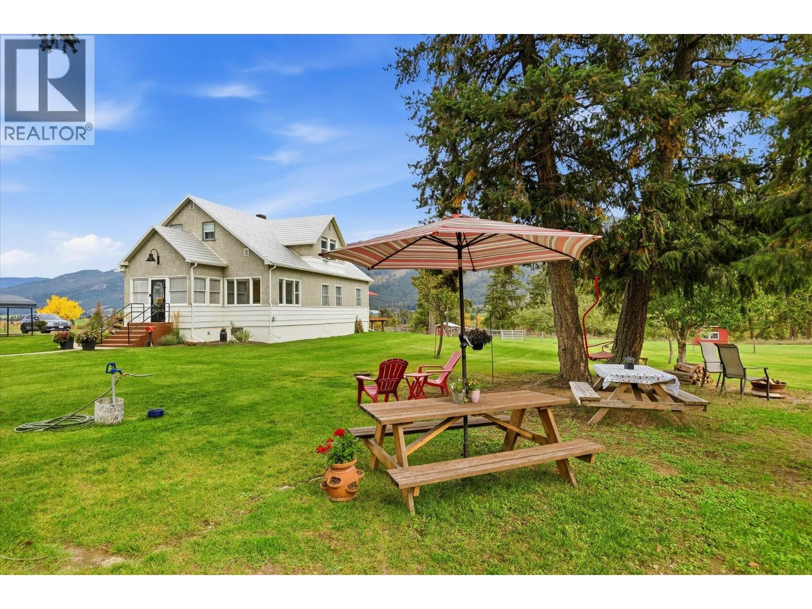 4652 Highway 97A