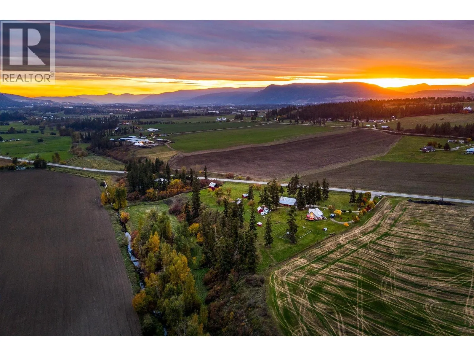 4652 Highway 97A