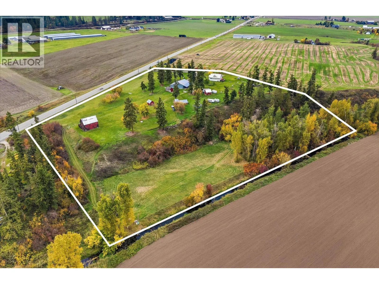 4652 Highway 97A