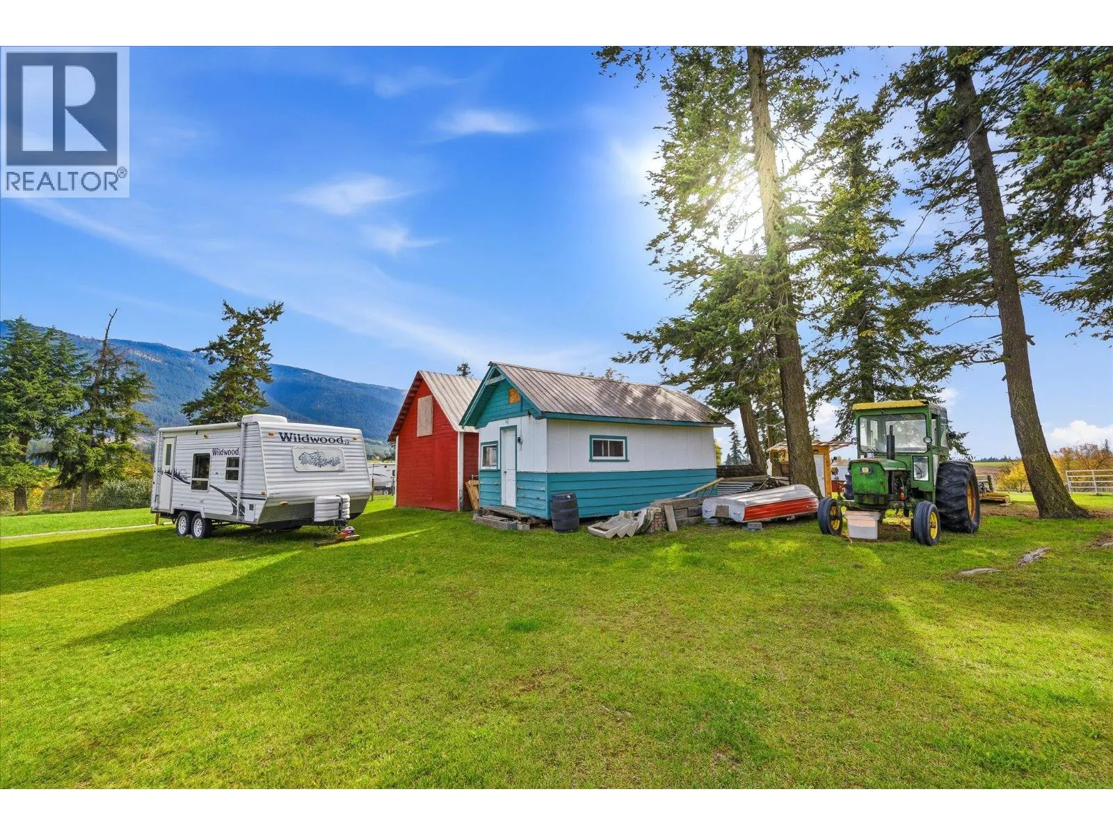 4652 Highway 97A