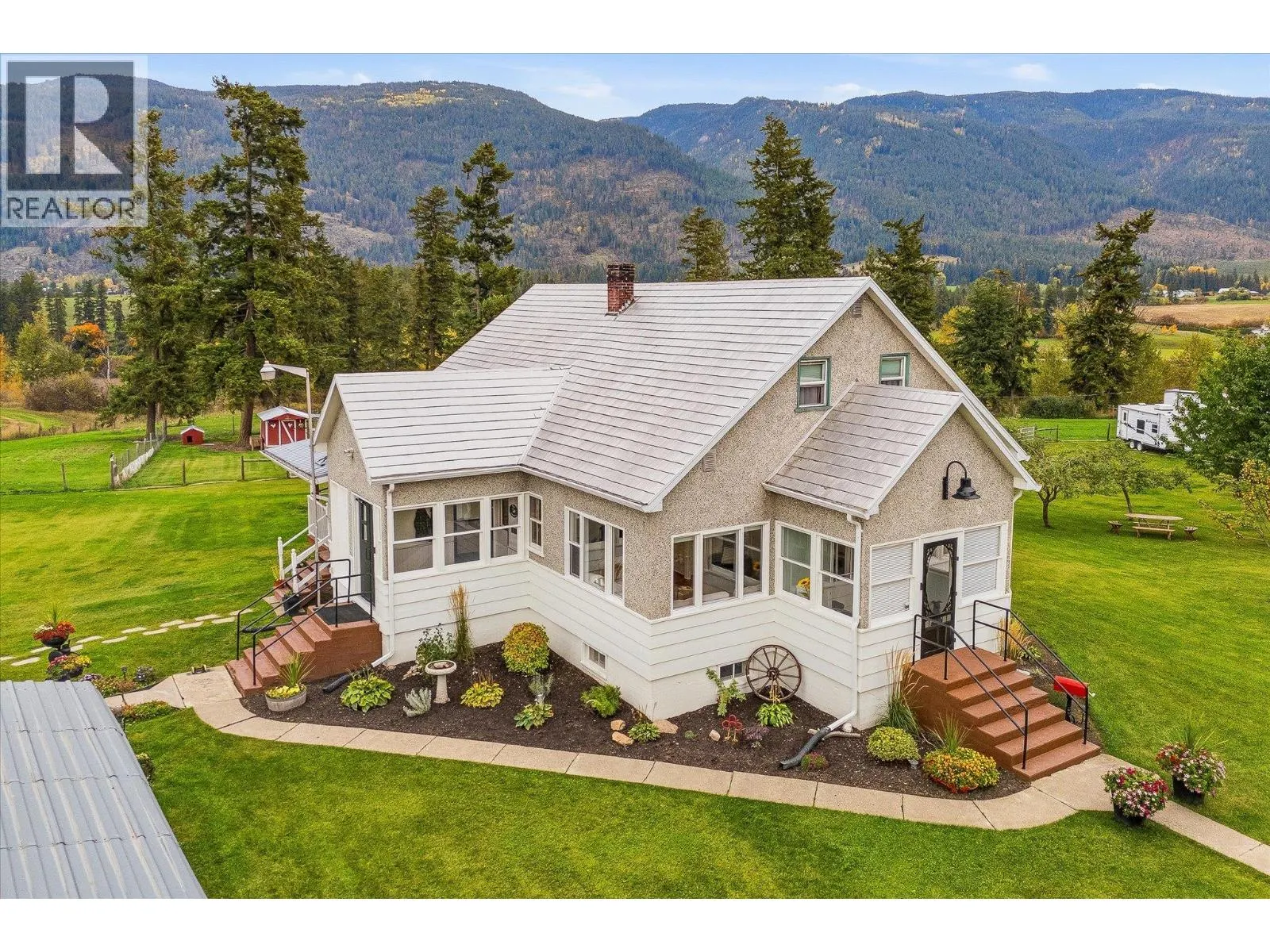 4652 Highway 97A