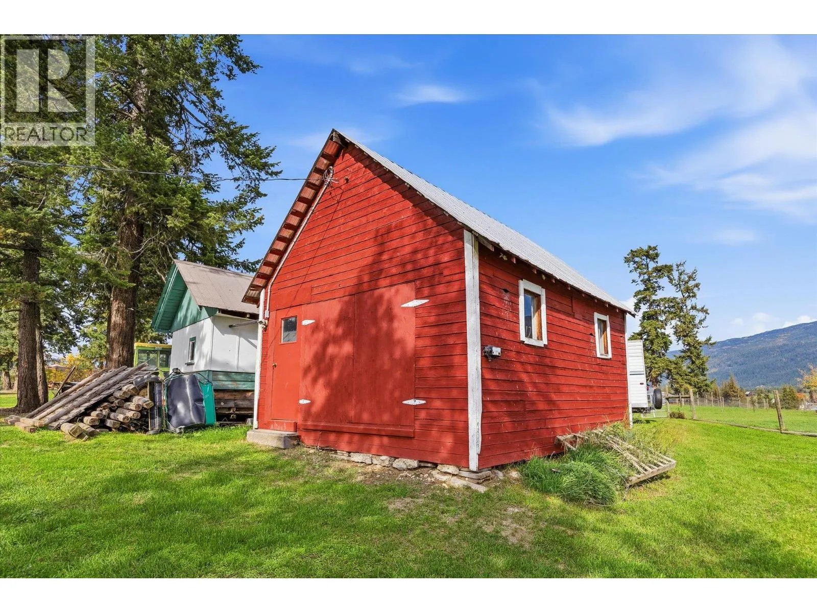 4652 Highway 97A