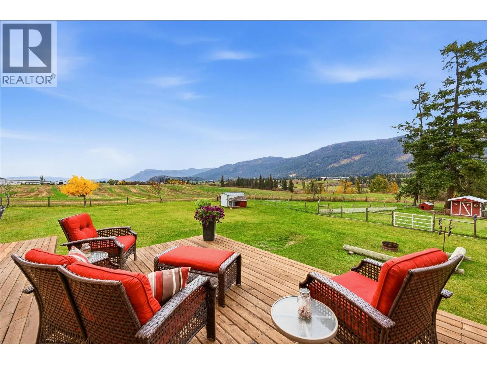 4652 Highway 97A
