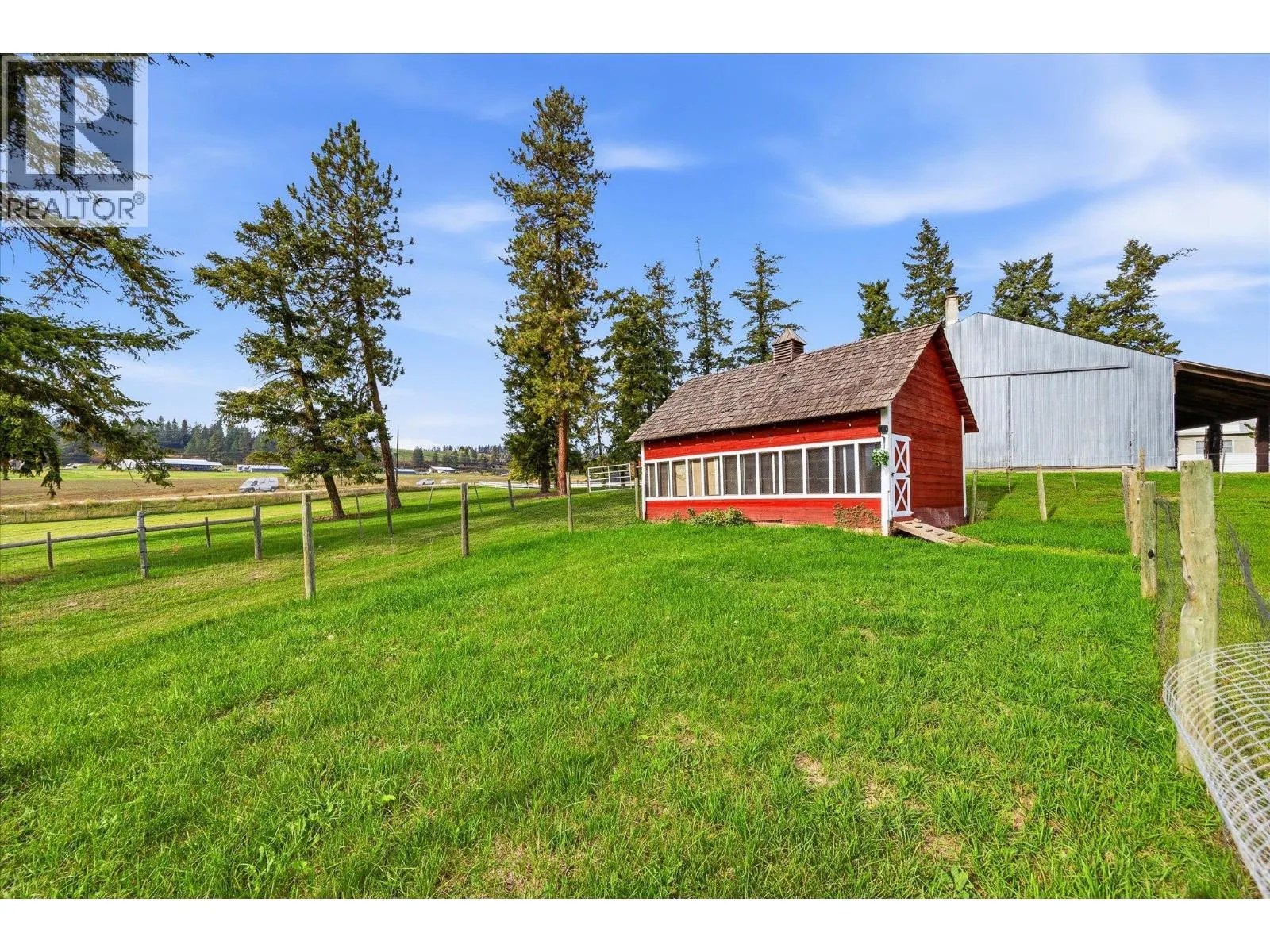 4652 Highway 97A
