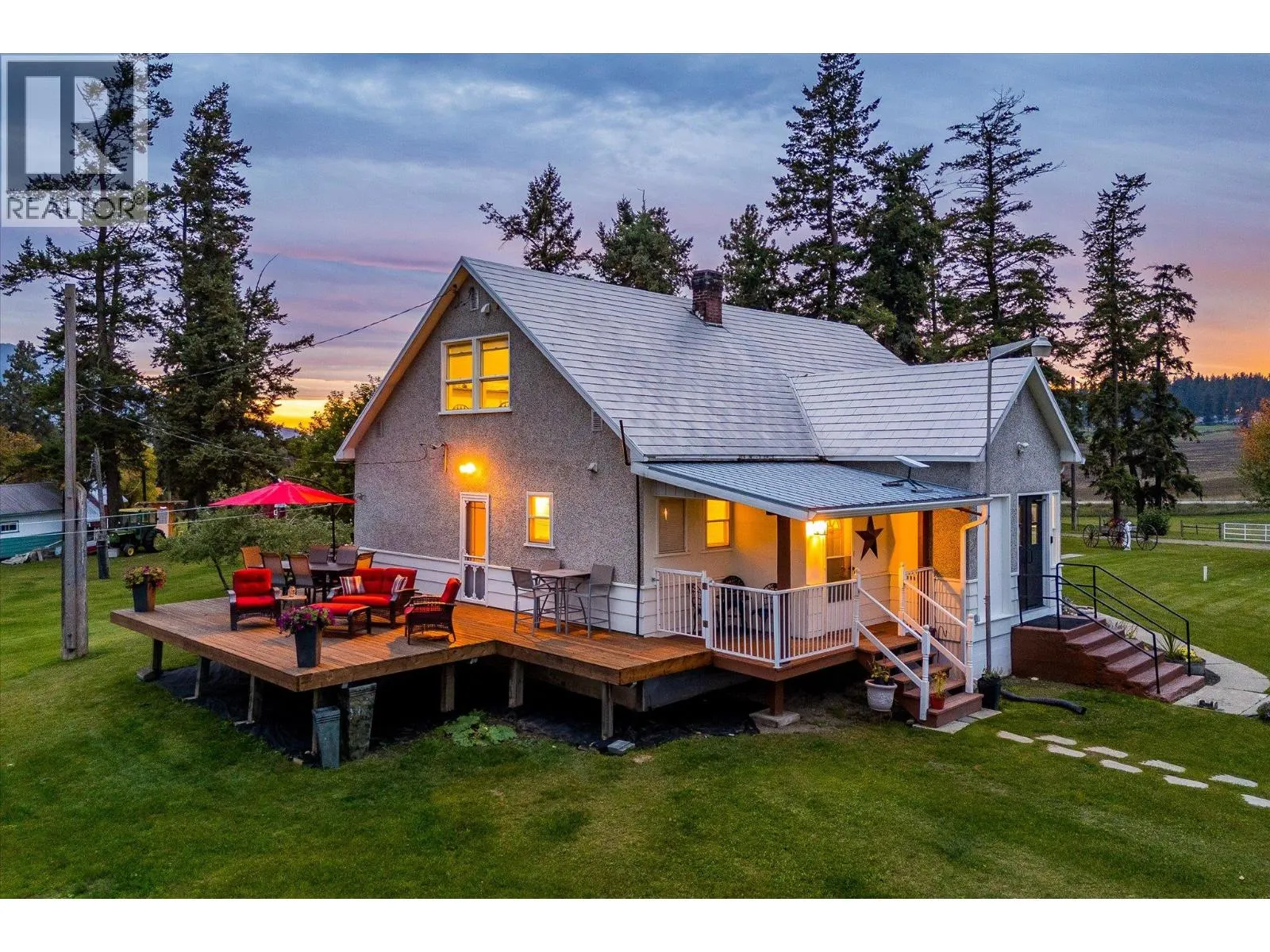 4652 Highway 97A