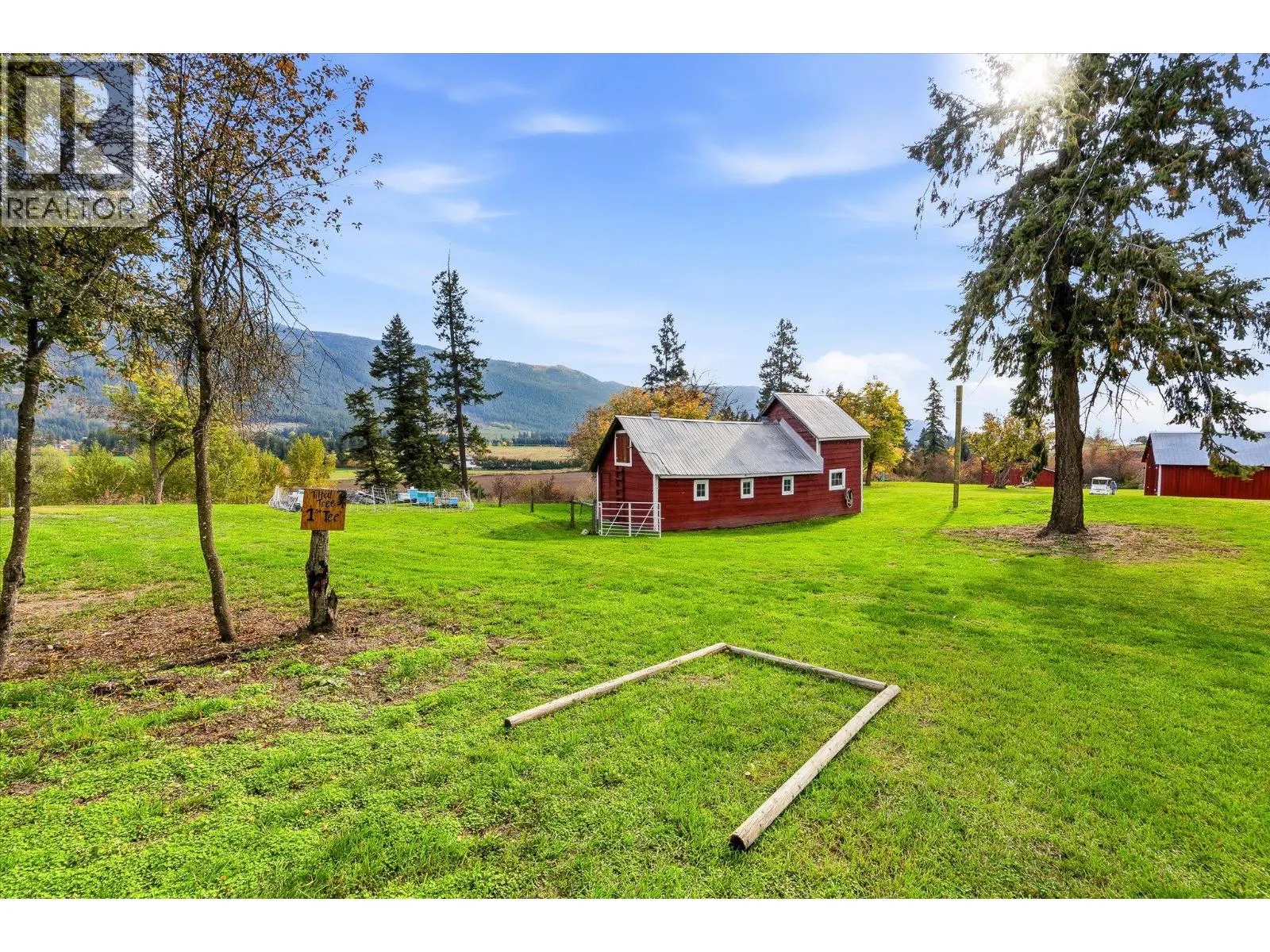 4652 Highway 97A