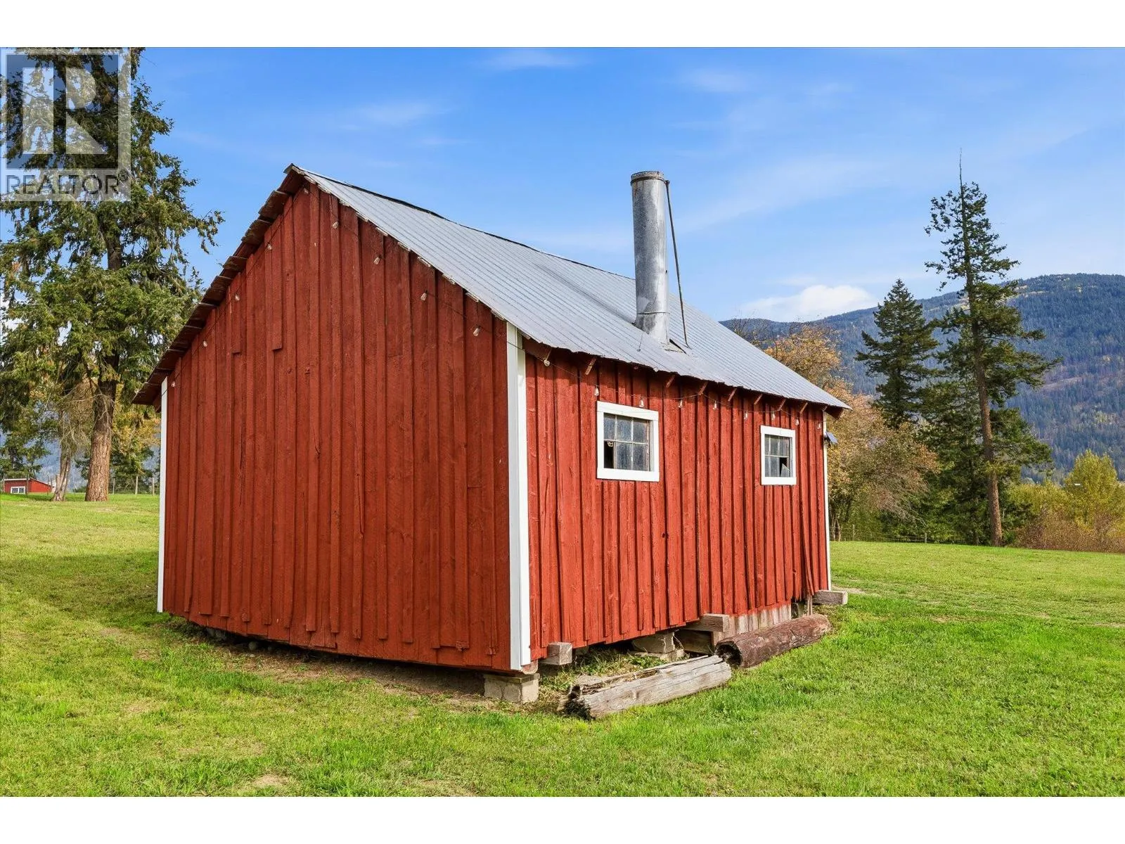 4652 Highway 97A