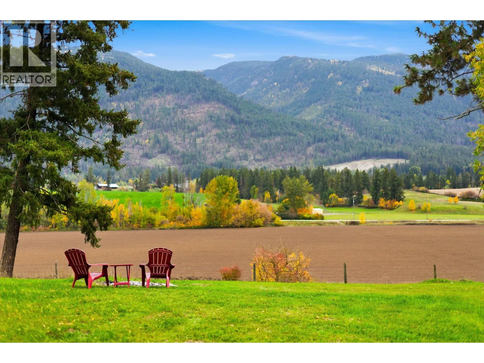 4652 Highway 97A
