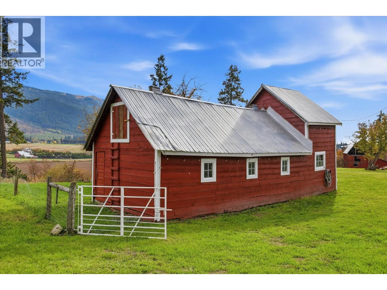 4652 Highway 97A