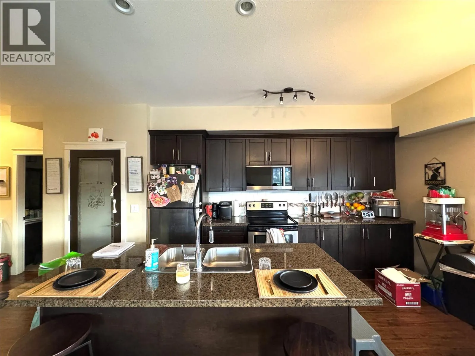 2799 Clapperton Avenue Unit# 306