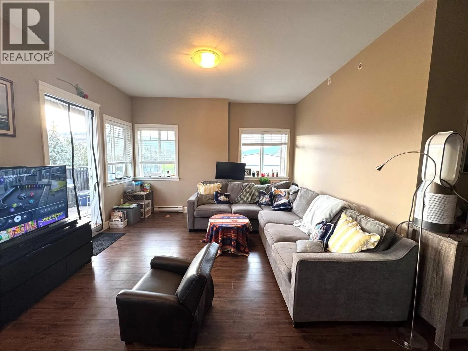 2799 Clapperton Avenue Unit# 306