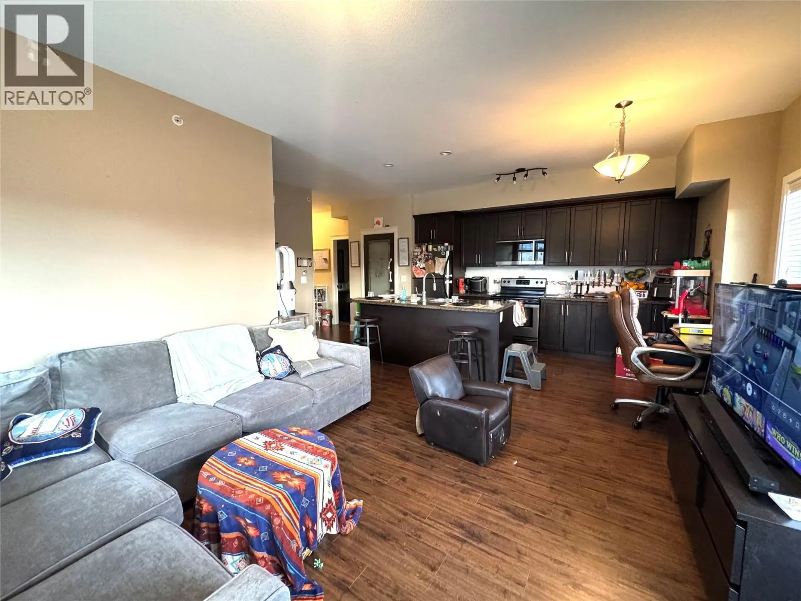 2799 Clapperton Avenue Unit# 306