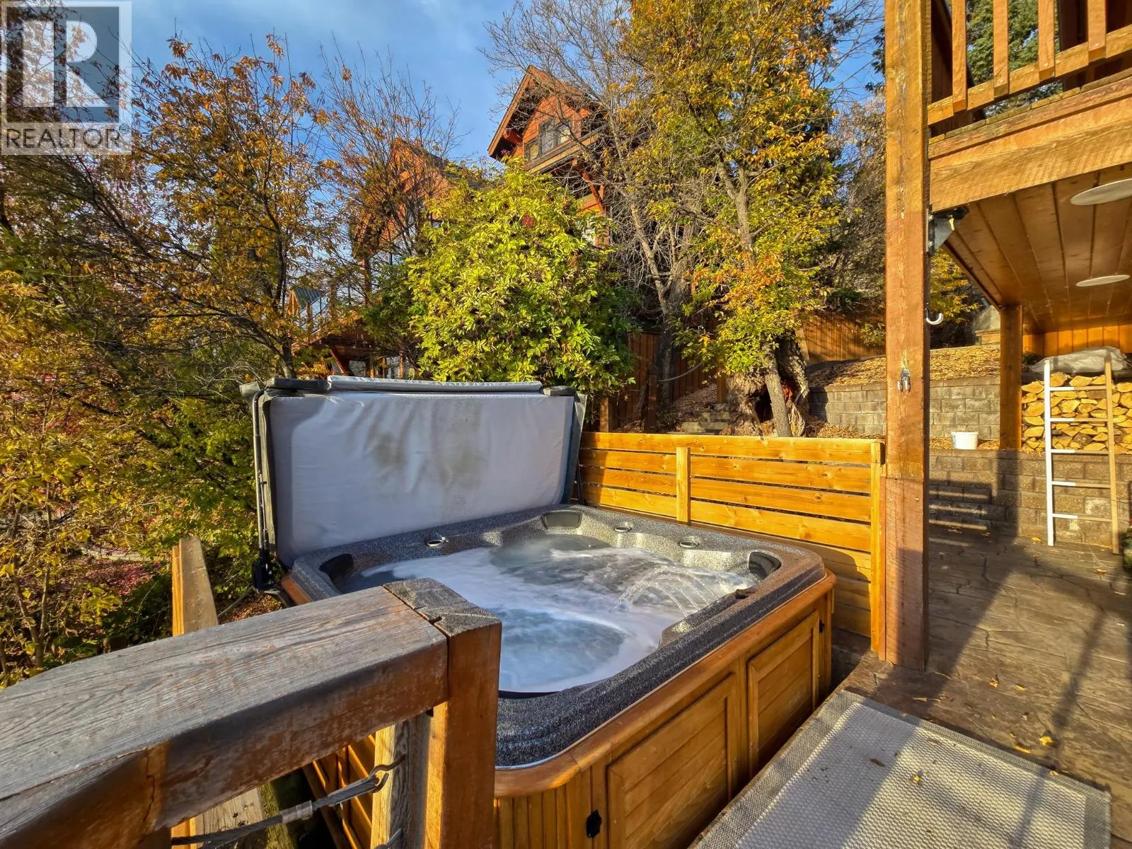 449 LAKEVIEW Place