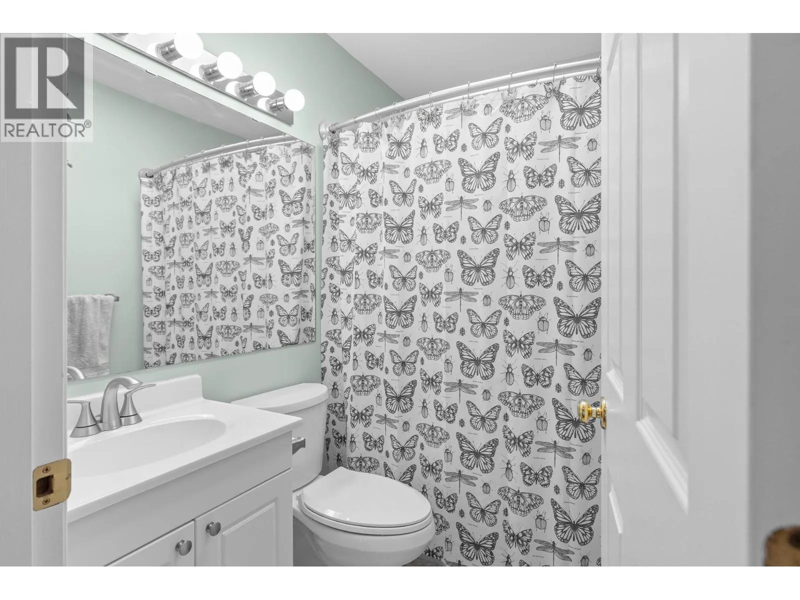 9159 Glenmore Road Unit# 8