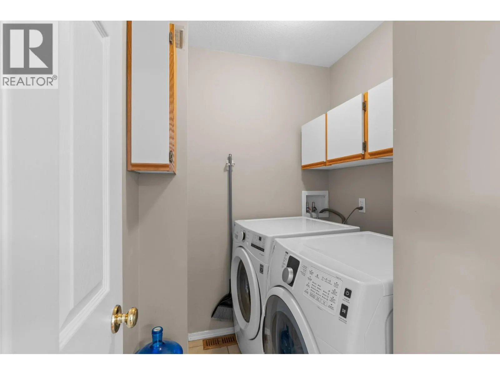 9159 Glenmore Road Unit# 8