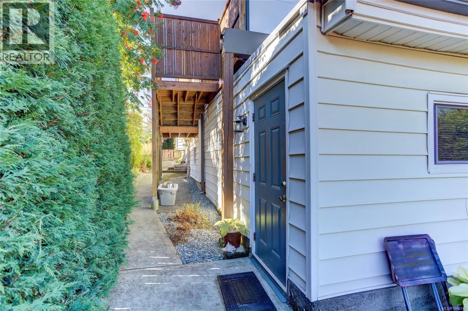 58 Pine St