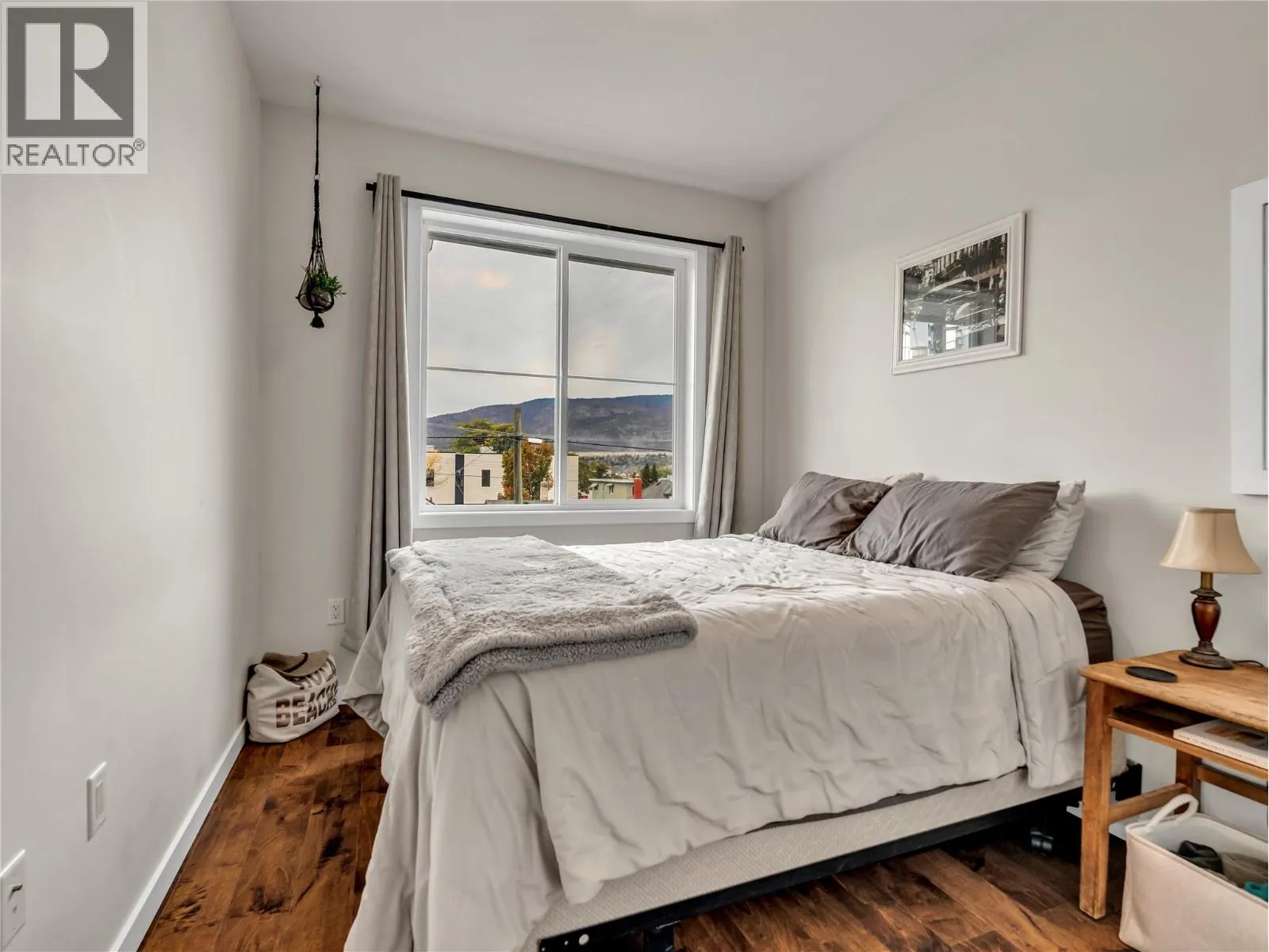 497 BRAID Street Unit# 102