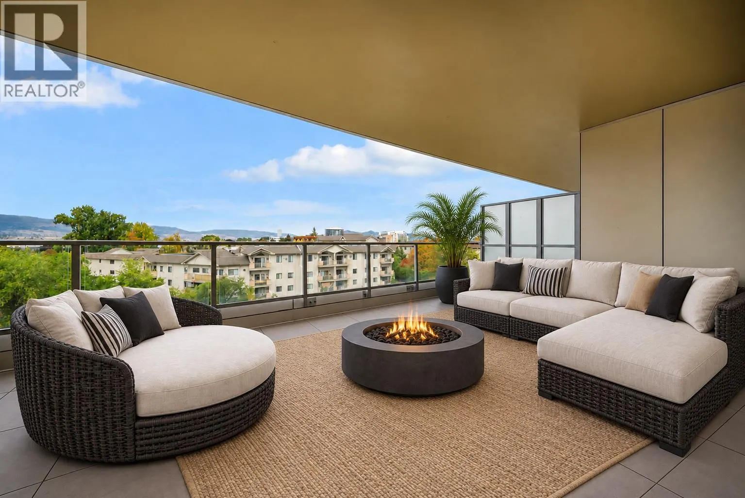3300 Lakeshore Drive Unit# 418