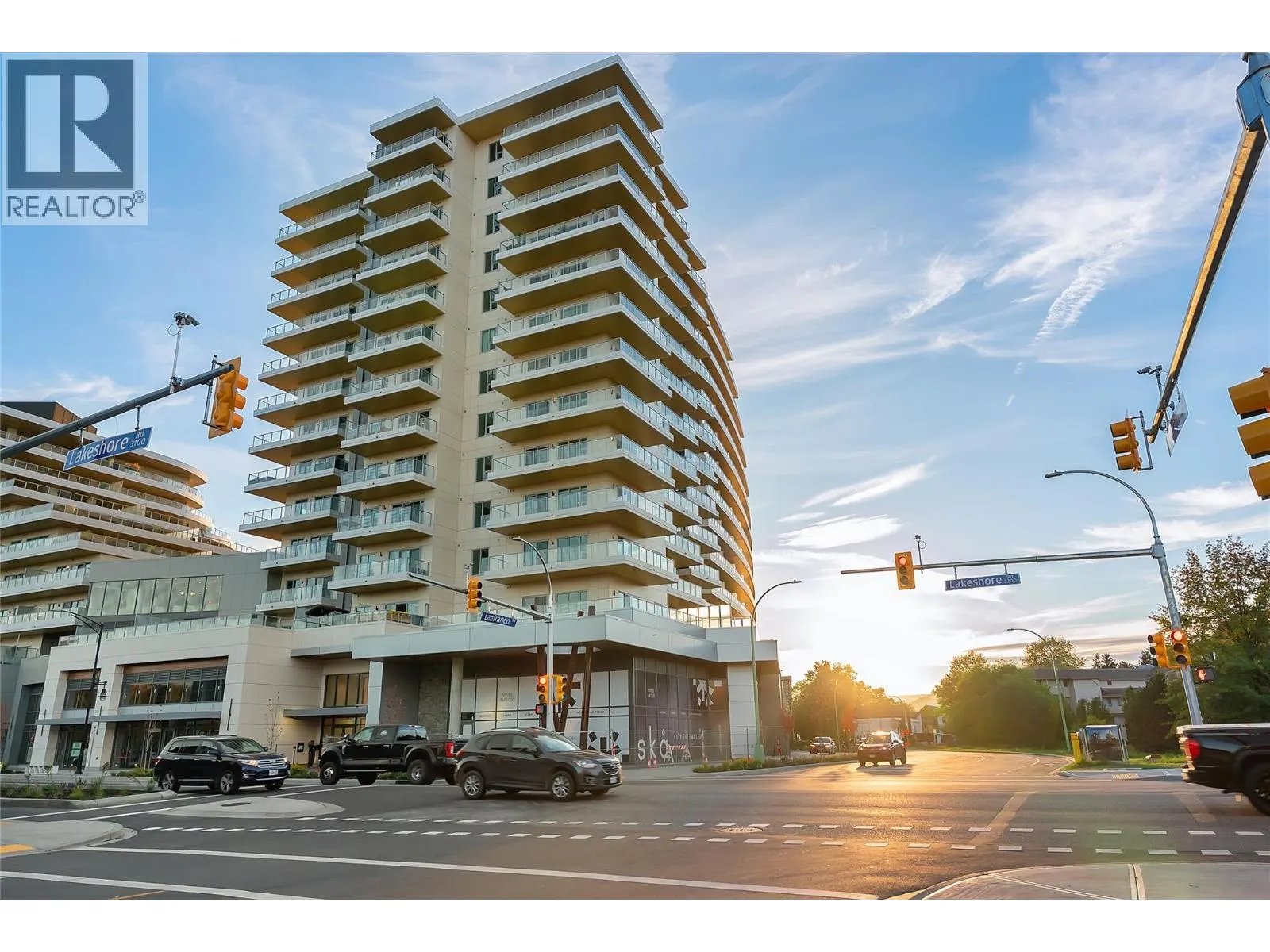 3300 Lakeshore Drive Unit# 418