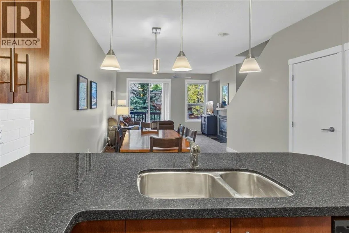 2049 SUMMIT Drive Unit# 413C