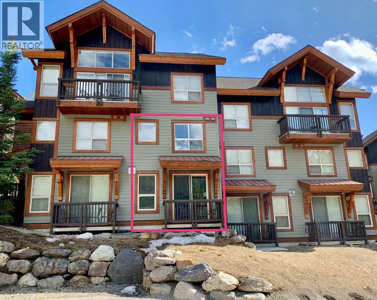 2049 SUMMIT Drive Unit# 413C