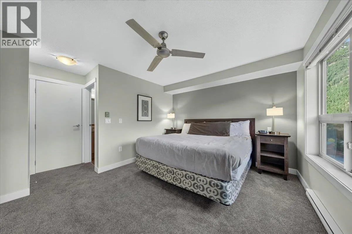 2049 SUMMIT Drive Unit# 413C