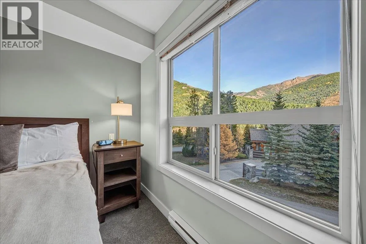 2049 SUMMIT Drive Unit# 413C