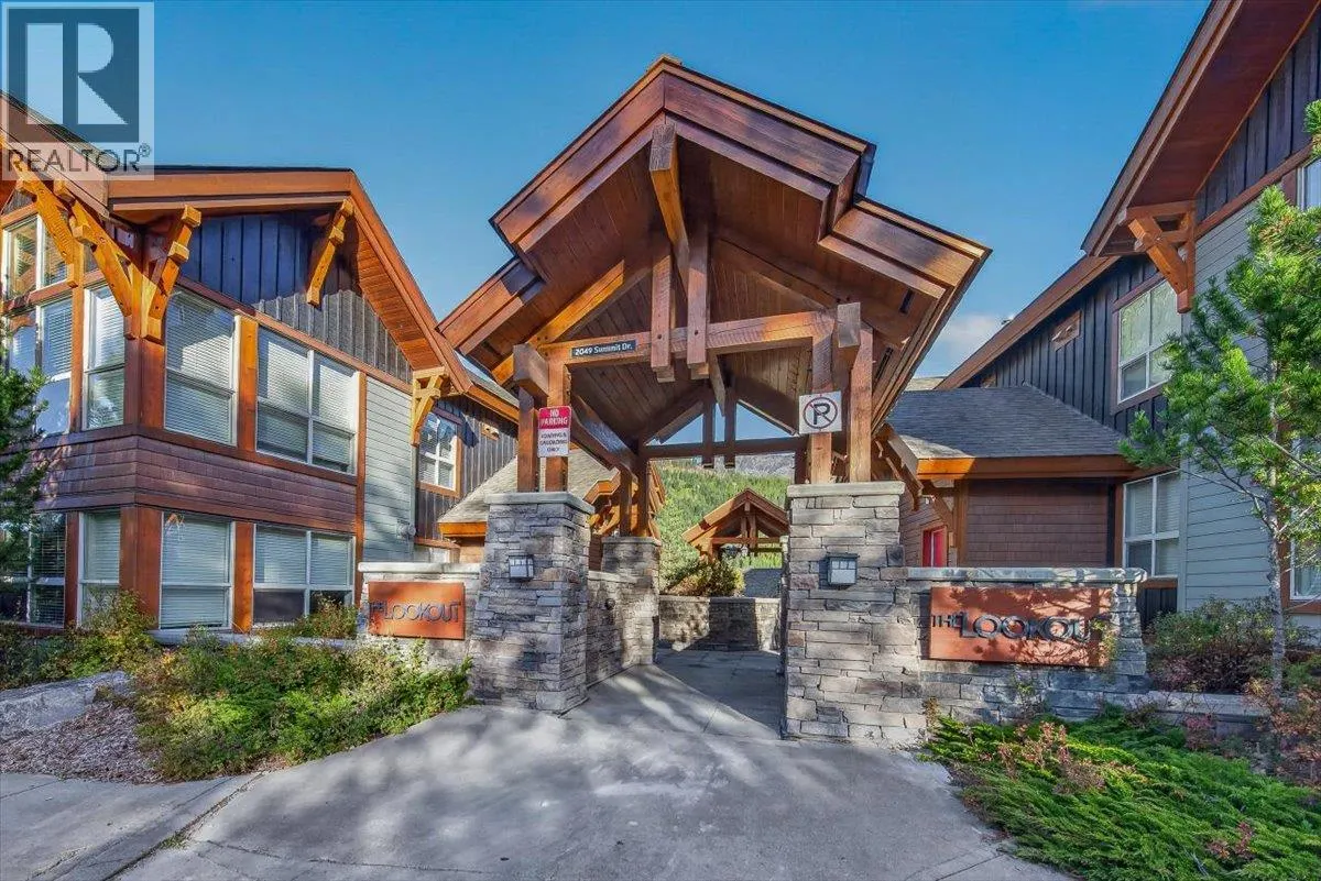 2049 SUMMIT Drive Unit# 413C