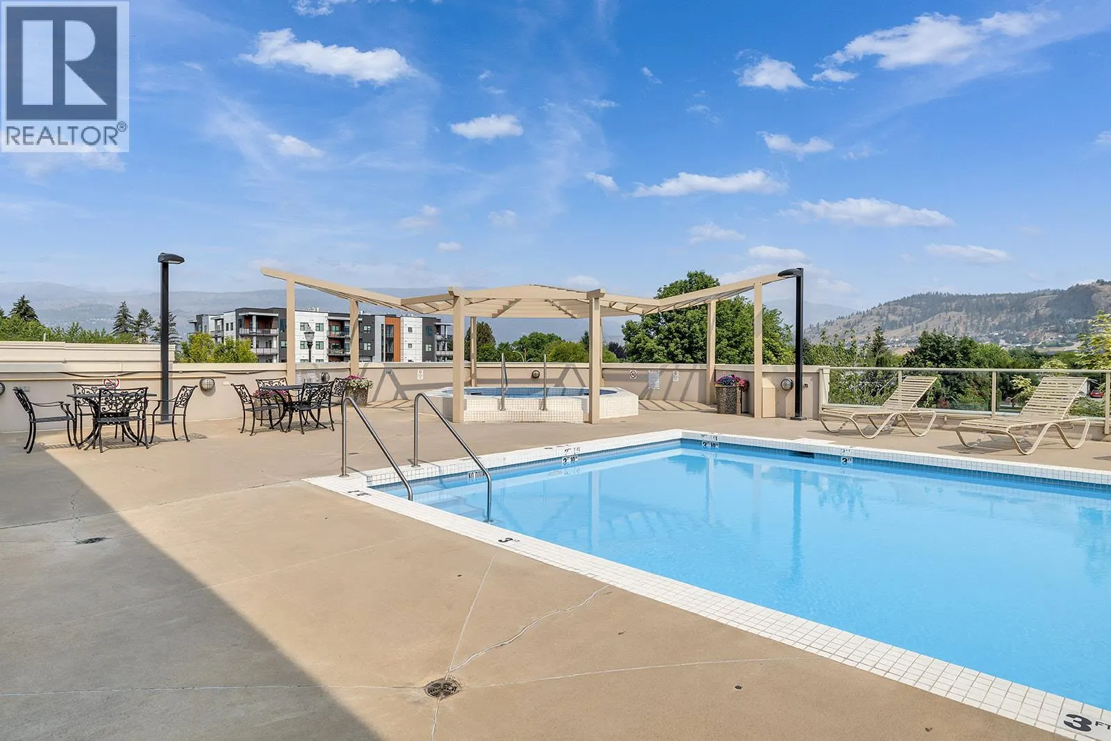 1160 Bernard Avenue Unit# 1205