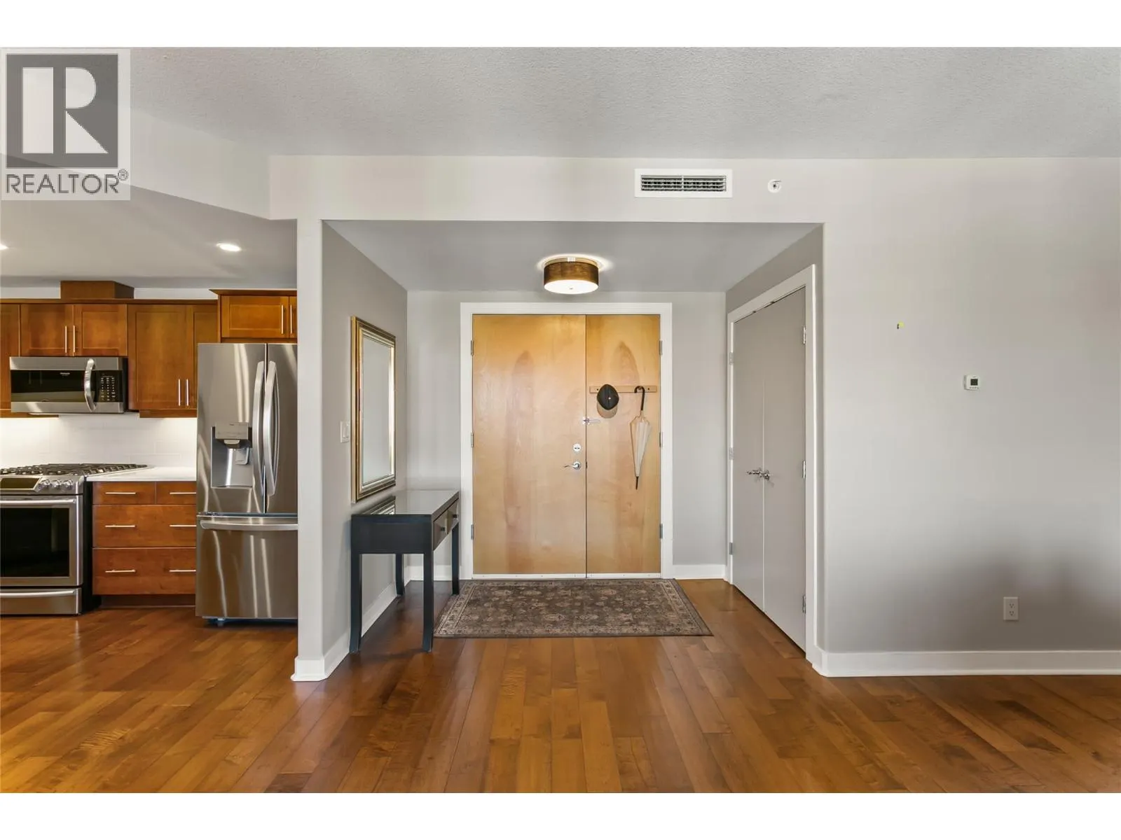 1160 Bernard Avenue Unit# 1205