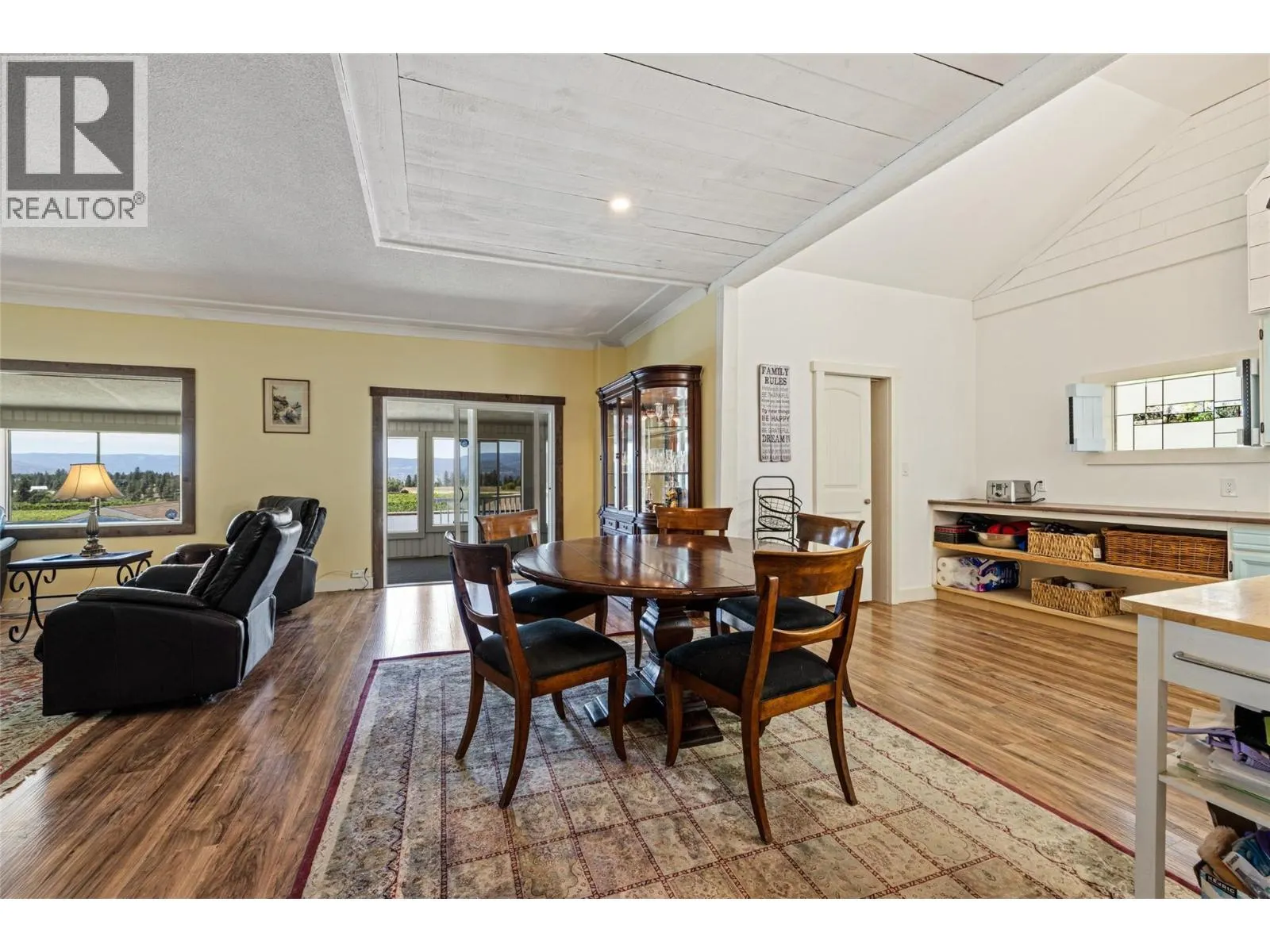 3299 McCulloch Road
