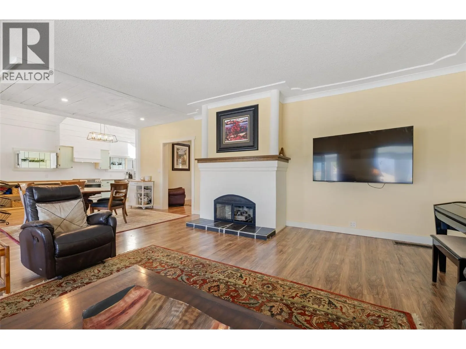 3299 McCulloch Road